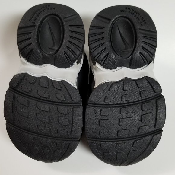 NIKE Kids Shoes, Brand new, Size 3 Infant - Picture 4 of 4
